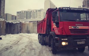 Вывоз грунта самосвалами в Москве-компания Техоптимум