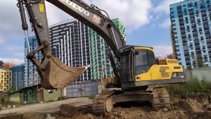 Гусеничный экскаватор Volvo EC380DL