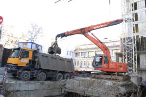 Оперативный вывоз грунта в Москве и области компанией Техоптимум